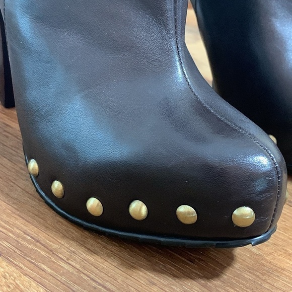 Charles David NIB Biff Brown Leather High Heel Stud Buckle Platform Boots 6.5 B - Picture 11 of 17